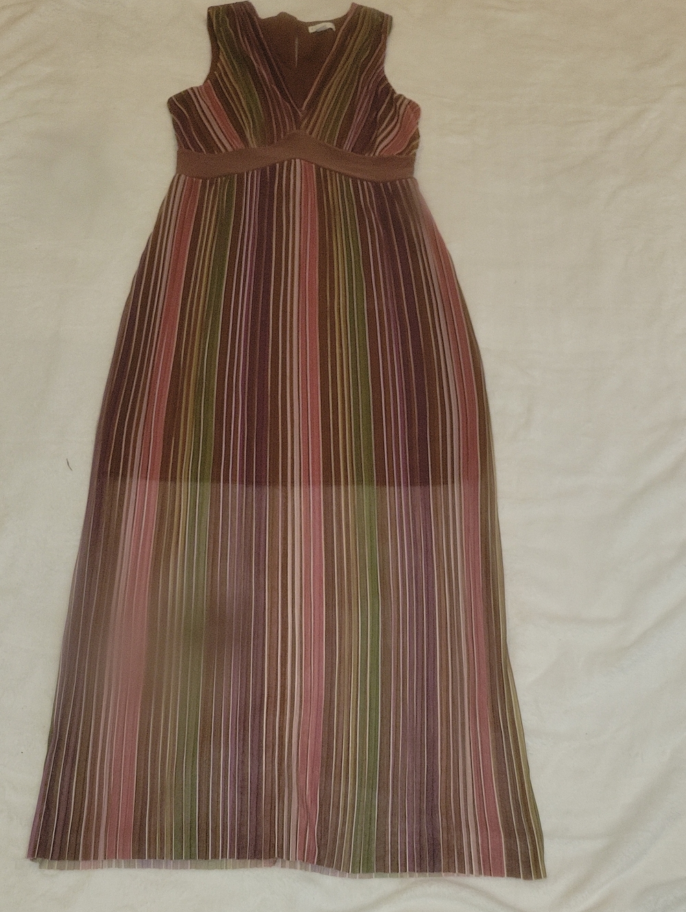 V-Neck Striped Maxi Dress in Multicolor